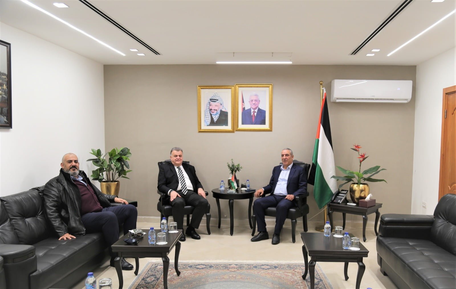 سعد يبحث مع الشيخ قضايا العمال في الداخل الفلسطيني المحتل