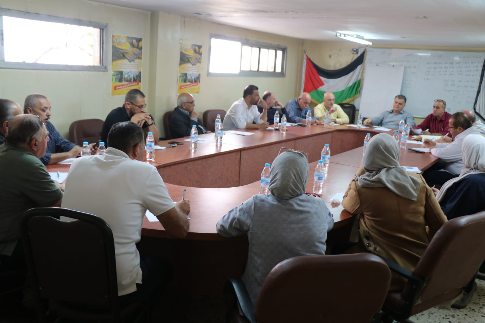 مجلس اتحاد نقابات نابلس يناقش أوضاع العمال في ظل الحصار المفروض