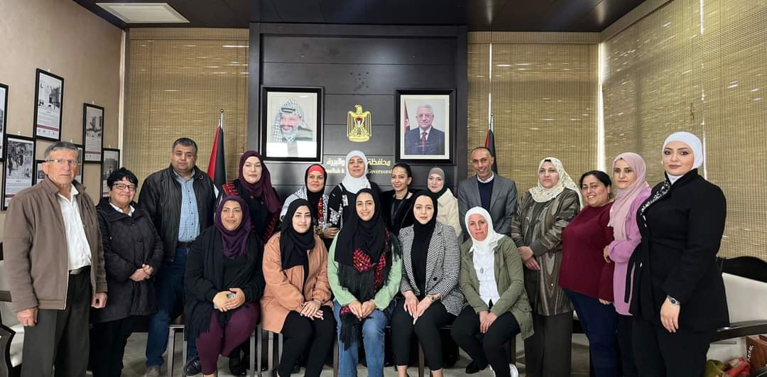 مجلس رام الله يلتقي محافظ رام الله ويكرمها