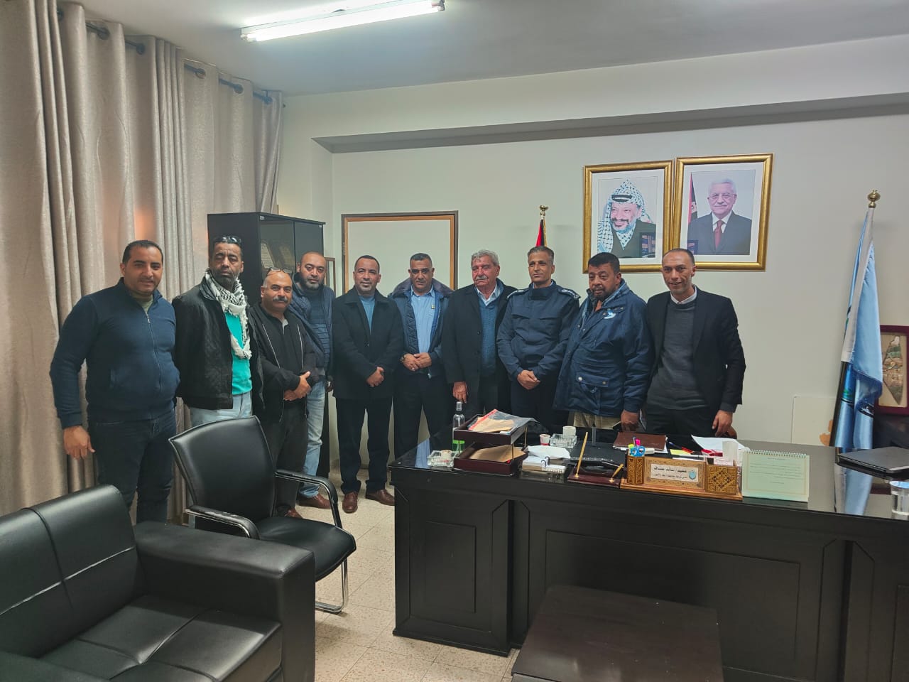 نقابة النقل تجتمع مع مدير شرطة أريحا