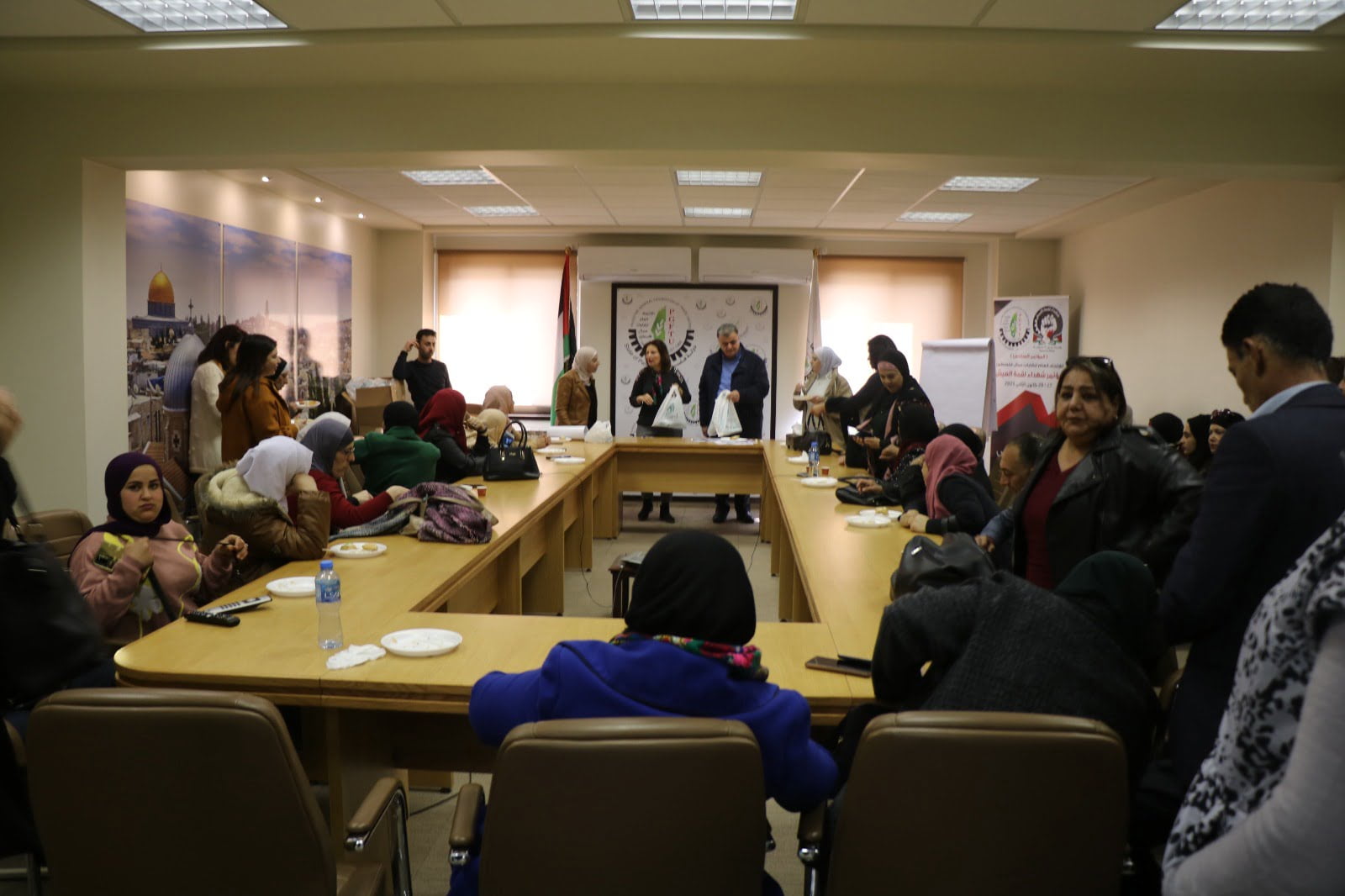 الاتحاد العام يكرم النقابيات والعاملات بمناسبة الثامن من آذار