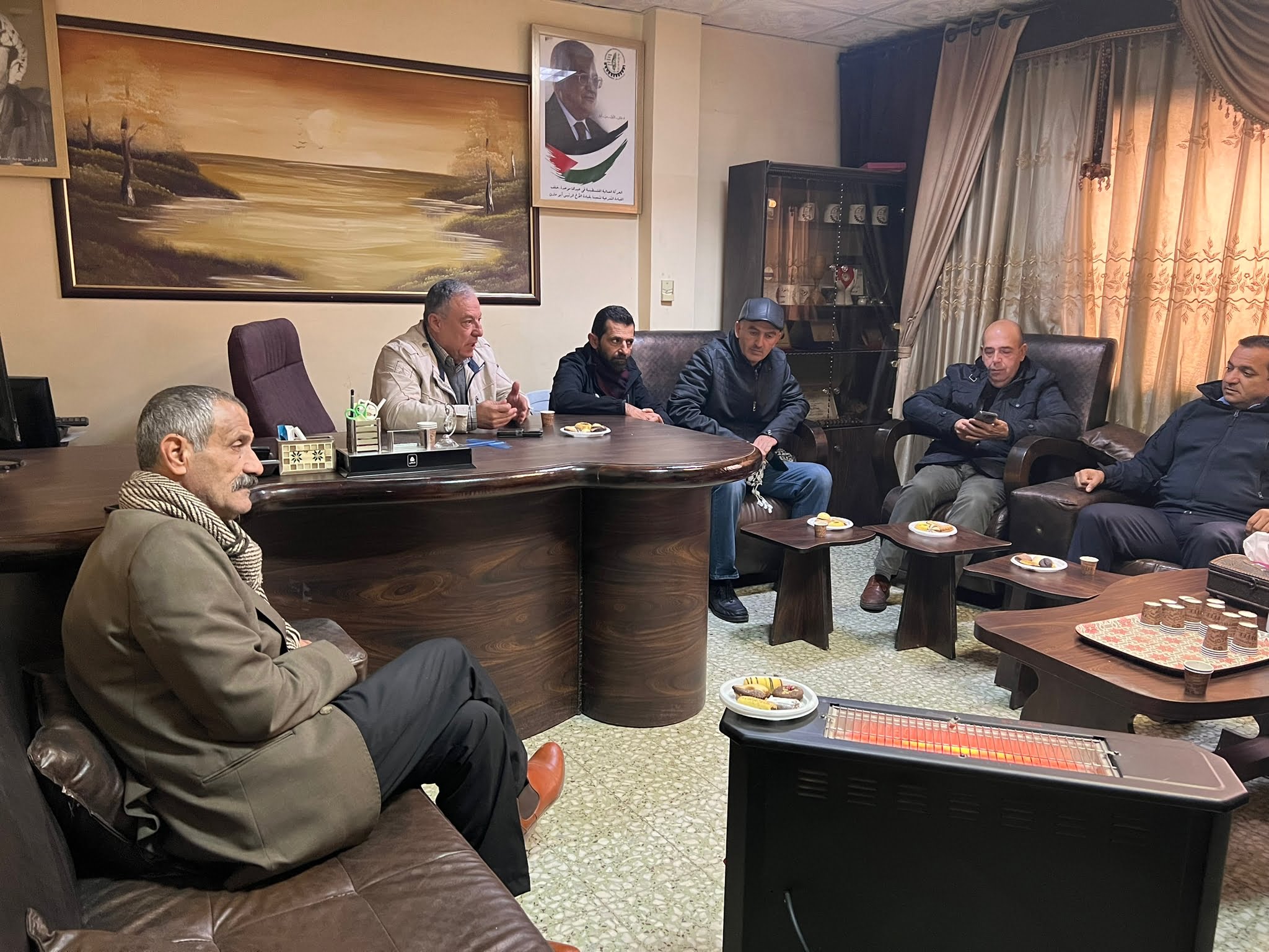 اجتماع لنقابة النقل يبحث مشاكل السائقين في جنين