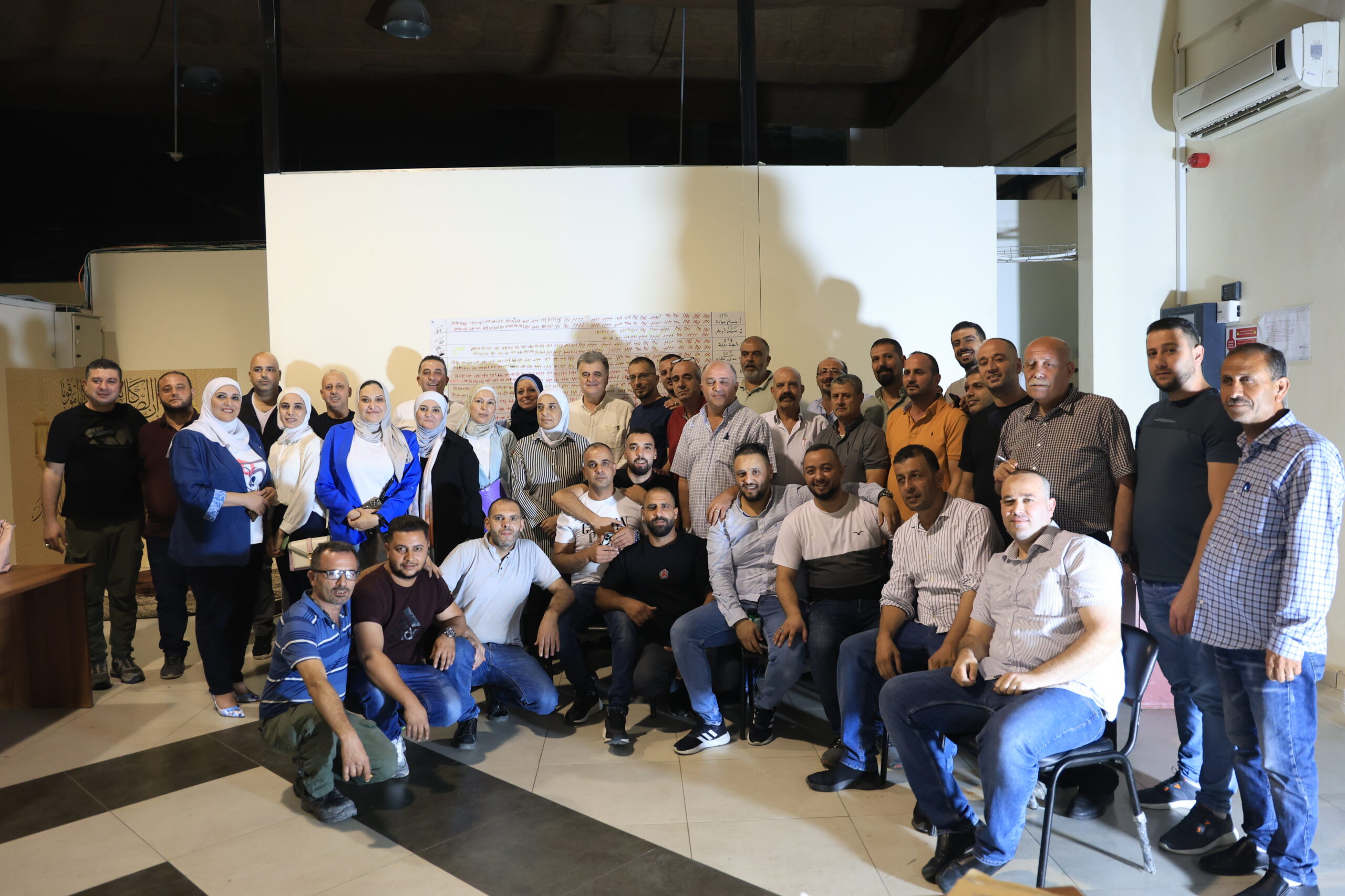 سعد يلتقي اعضاء الهيئة الإدارية المنتخبة لنقابة العاملين في شركة كهرباء الشمال