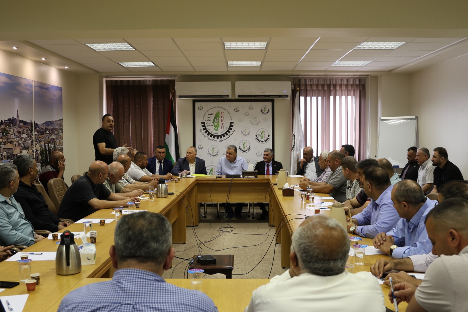 نقابة النقل في نابلس تستقبل وكيل وزارة النقل وتطرح اهم المشاكل للعاملين في قطاع النقل