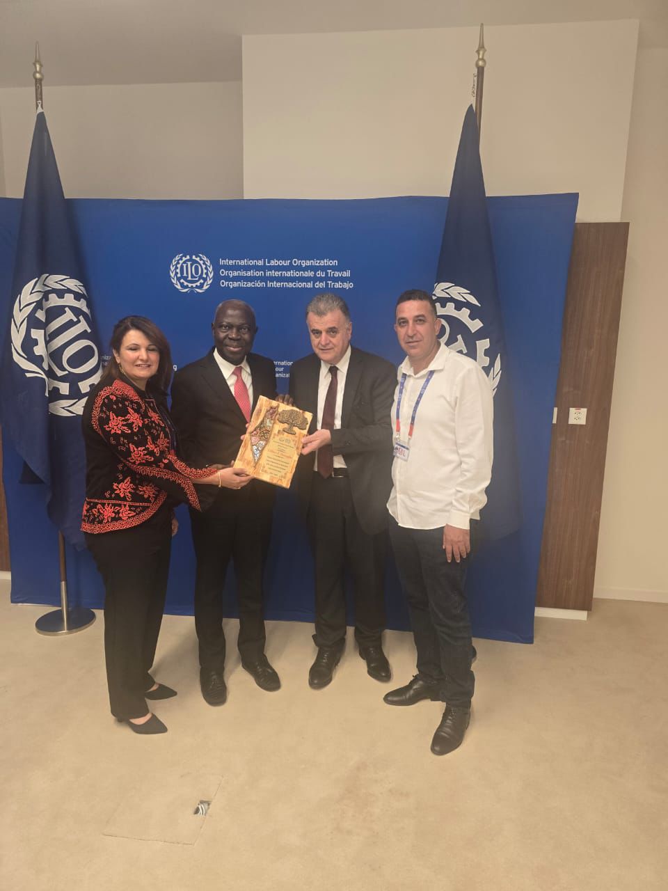 المدير العام لمنظمة العمل الدولية يستقبل وفداً نقابيا فلسطينياً رفيع المستوى