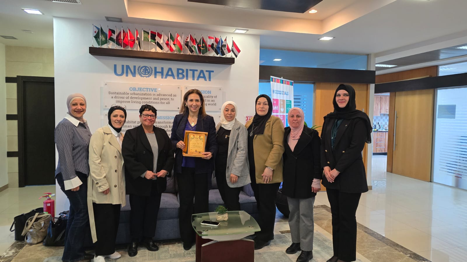 دائرة المرأة تبحث سبل تعزيز التعاون المشترك مع ممثلة هيئة الأمم المتحدة للمرأة