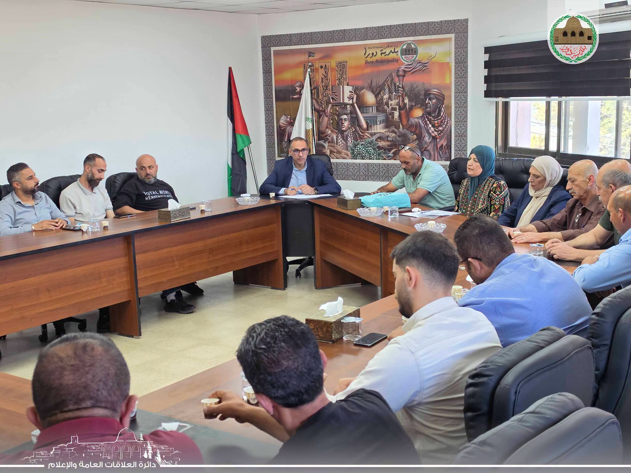 بلدية دورا والاتحاد العام لنقابات عمال فلسطين – جنوب الخليل يبحثان سبل تعزيز التعاون